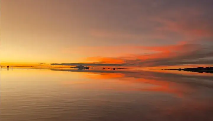 3-Day 2-Night Uyuni Salt Flats Tour with Private Rooms (departure from San Pedro de Atacama ending in Uyuni)